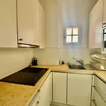 Charming Appt- Ac-1br-4p - 5min-st-tropez سان تروبيه