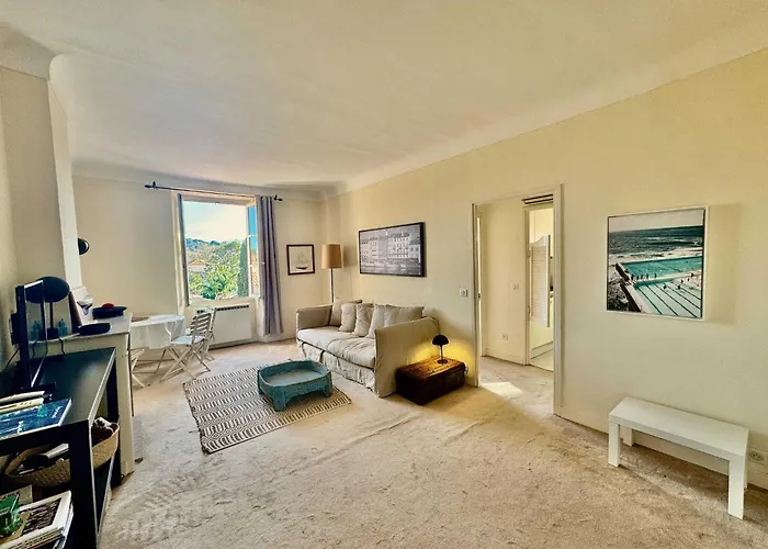 Charming Appt- Ac-1br-4p - 5min-st-tropez